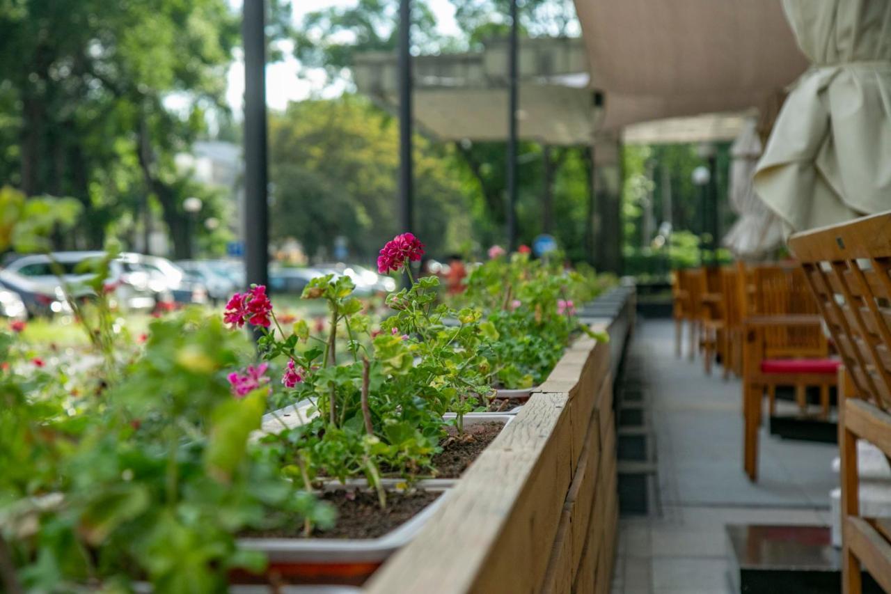 Hyatt Regency Bishkek Hotel Exterior photo